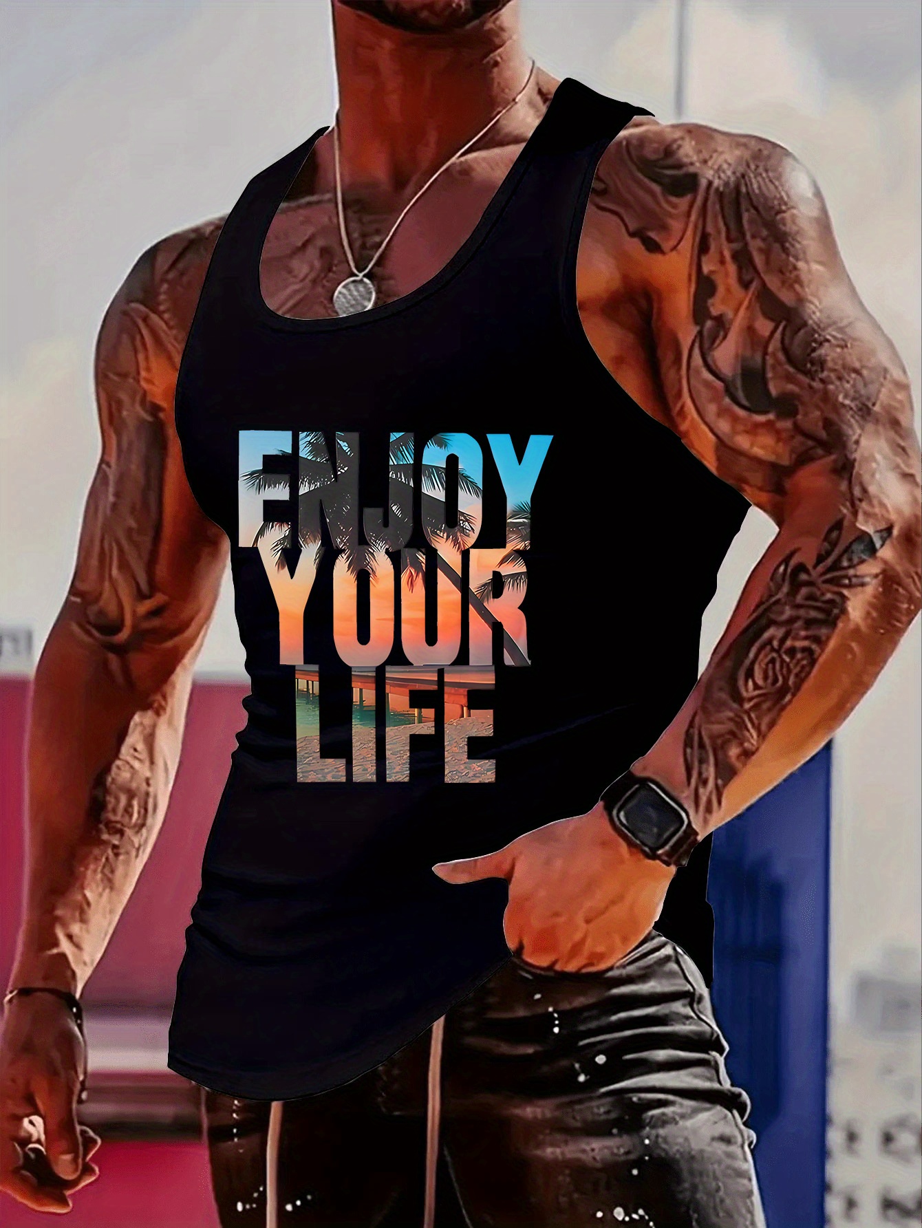 Fashionable trend muscular man - Mens Fashion Top recensione e prezzo